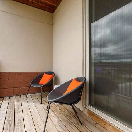 Fun & Trendy Condo Close To Downtown And The Beach Traverse City Ngoại thất bức ảnh