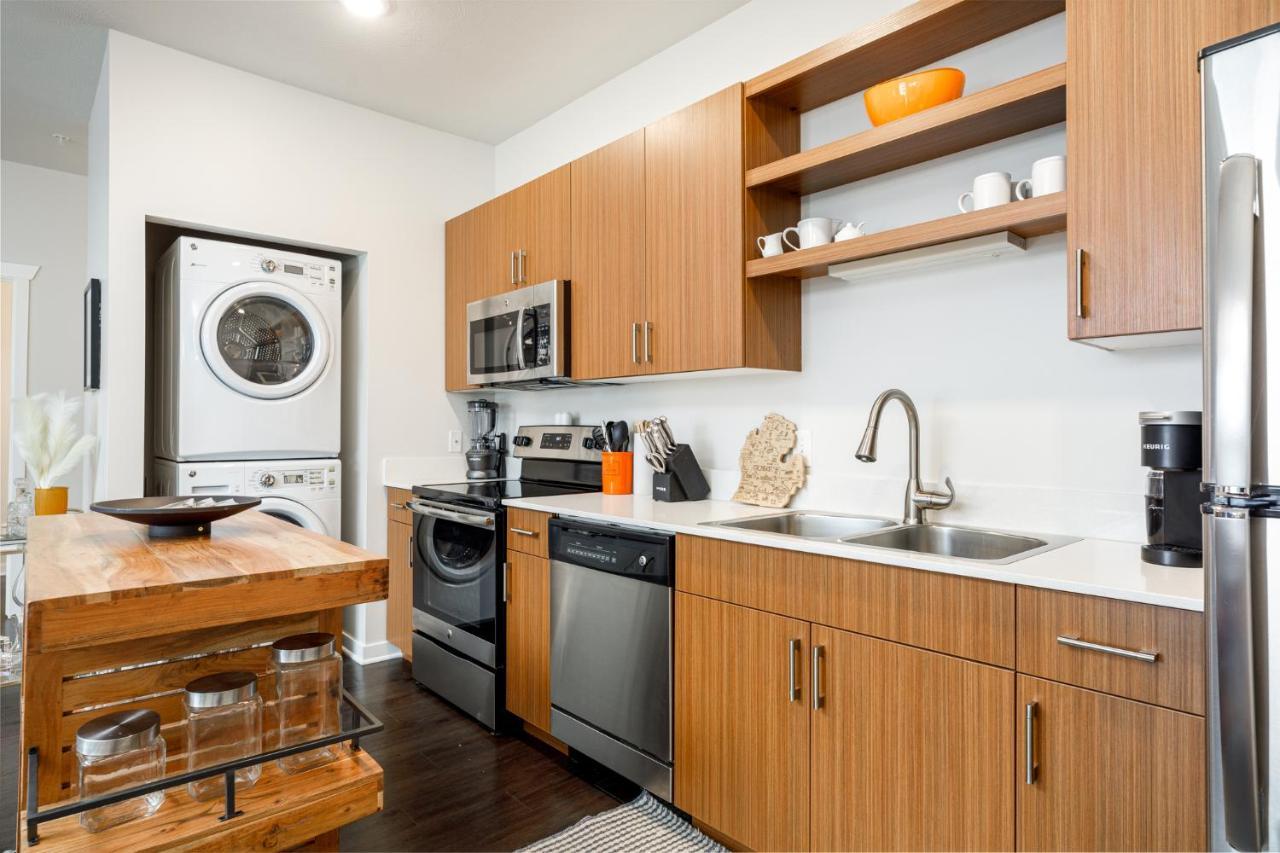 Fun & Trendy Condo Close To Downtown And The Beach Traverse City Ngoại thất bức ảnh